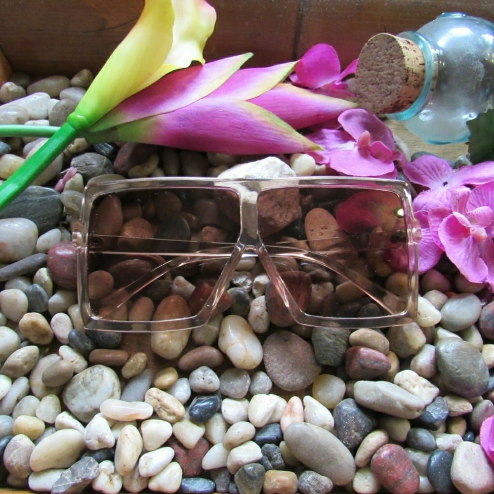 Clear/taupe fashion sunglasses - Picture 4 of 4